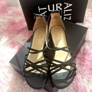 Naturalizer Black  sandals